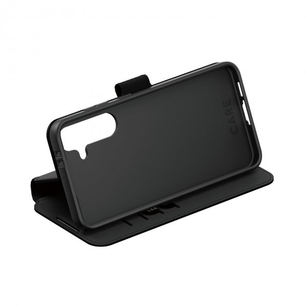 CARE by PanzerGlass Samsung Galaxy S24 FE Etui Wallet Kickstand Sort