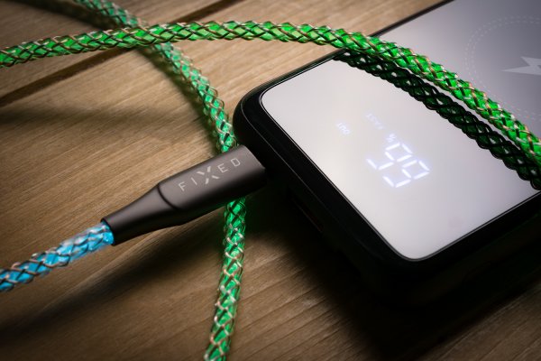 Fast kabel Lysende RGB LED USB-C til USB-C 1.2m