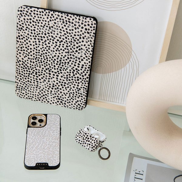 Burga AirPods Pro 3 Cover Design Almond Latte