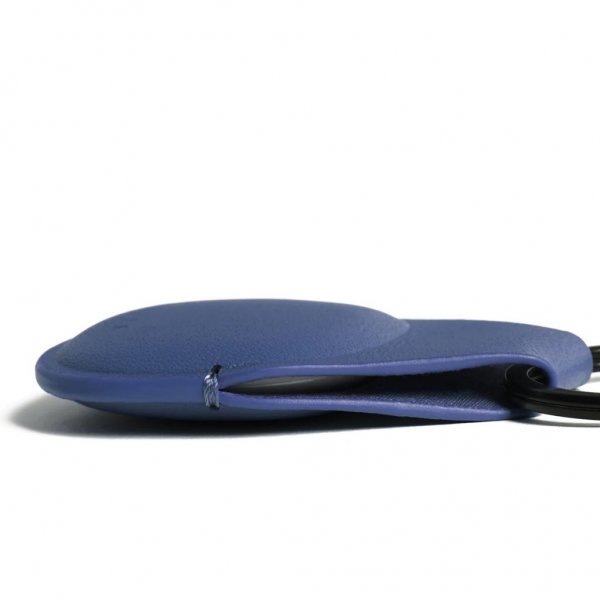 Mujjo Apple AirTag Holder Canopy Monaco Blue