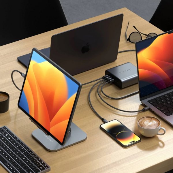 Satechi Oplader 200W USB-C 6-port GaN Oplader