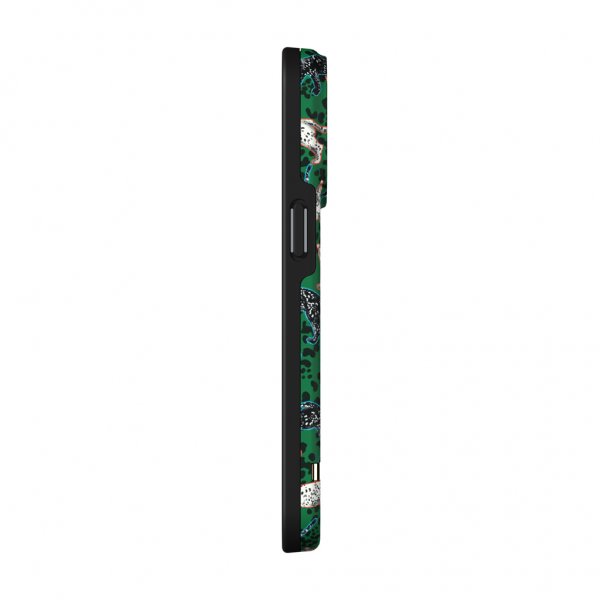 Richmond & Finch iPhone 13 Pro Cover Green Leopard
