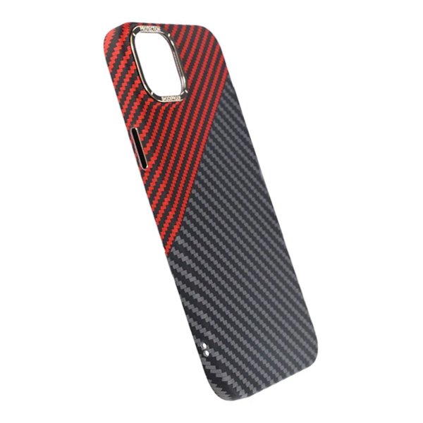 iPhone 15 Plus Cover Kulfiber Mønster Sort Rød
