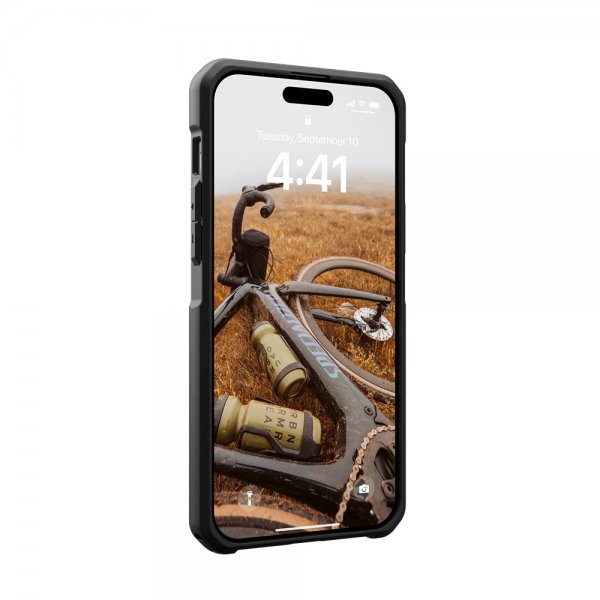 Urban Armor Gear (UAG) iPhone 15 Plus Cover Metropolis LT MagSafe Kevlar Black