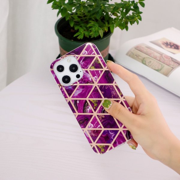 iPhone 15 Pro Max Cover Marmormønster Lilla