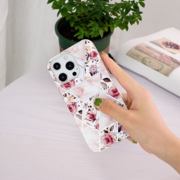 iPhone 15 Pro Max Cover Marmormønster Roser Pink