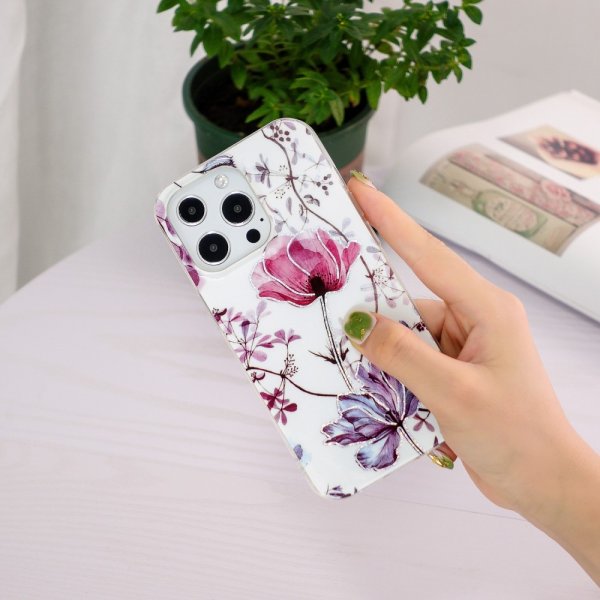 iPhone 15 Pro Cover Motiv Lotus