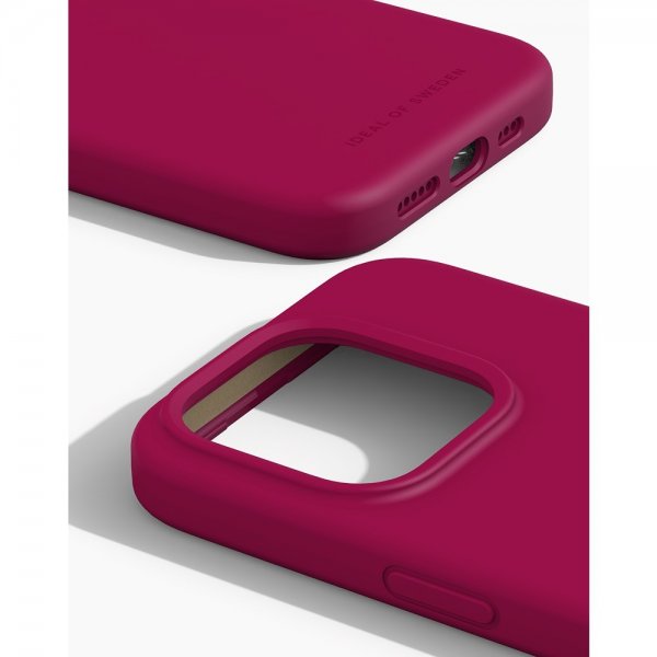 Ideal of Sweden iPhone 15 Pro Cover Silicone Case MagSafe Magenta