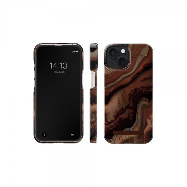 Ideal of Sweden iPhone 15 Cover Fashion Case MagSafe Dark Amber Marble