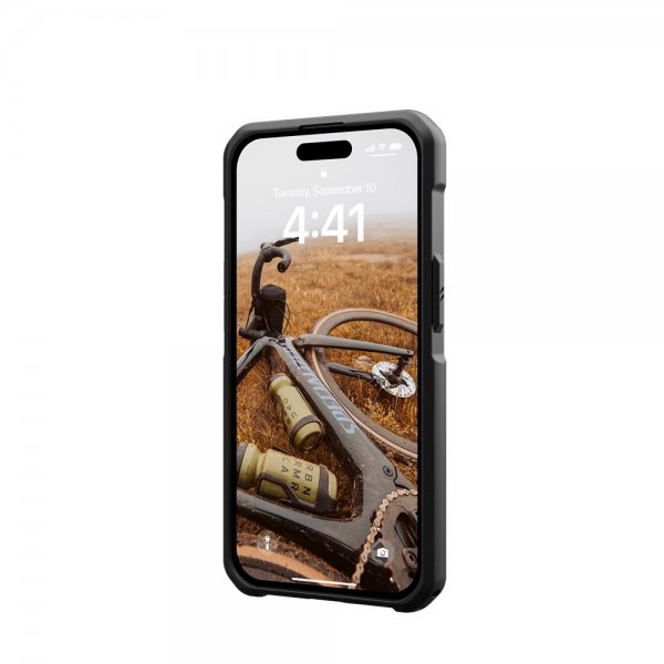 Urban Armor Gear (UAG) iPhone 15 Cover Metropolis LT MagSafe Kevlar Black