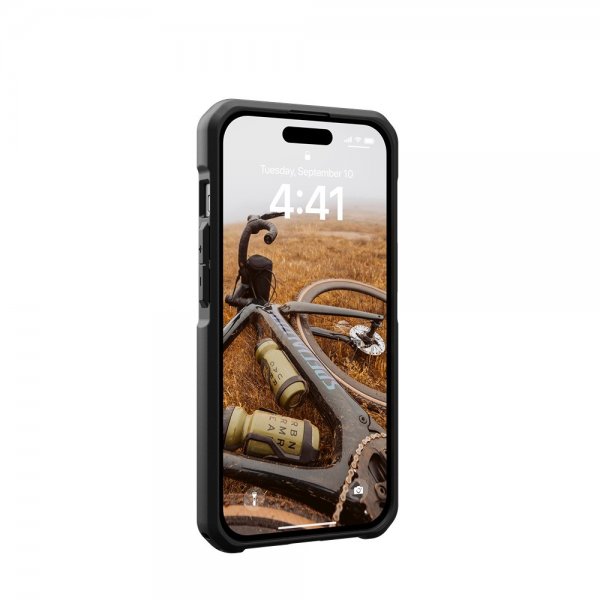 Urban Armor Gear (UAG) iPhone 15 Cover Metropolis LT MagSafe Kevlar Black