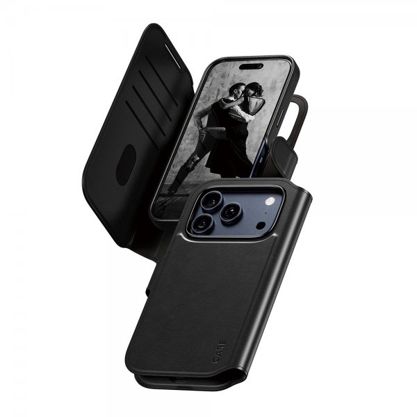 CARE by PanzerGlass iPhone 17 Pro Etui Tango Two-in-One Wallet MagSafe Sort