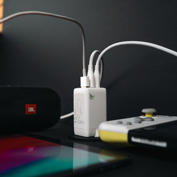 Aqiila Oplader Chargebird W65 GaN 67W Hvid