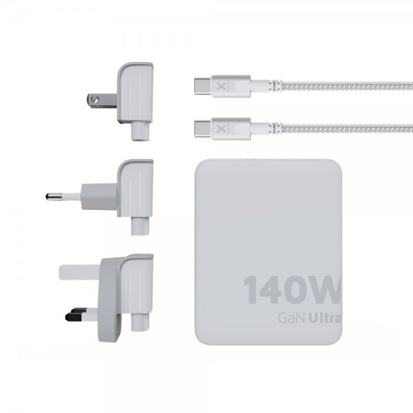 Xtorm Oplader med Kabel 140W GaN-Ultra Travel Charger + USB-C PD Cable
