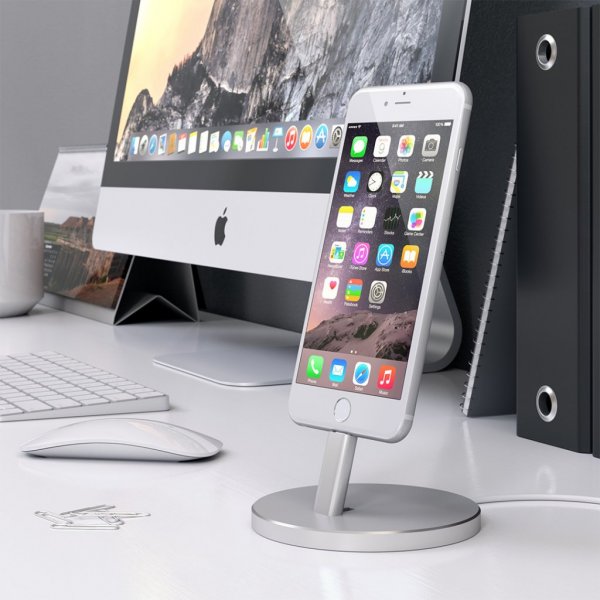 Satechi Aluminum Mobile Lightning Dock Rosaguld