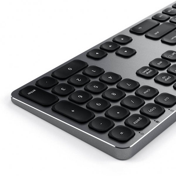 Satechi Tastatur med ledningsført USB-tilslutning Nordisk Layout Space Gray