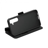 CARE by PanzerGlass Samsung Galaxy S24 FE Etui Wallet Kickstand Sort