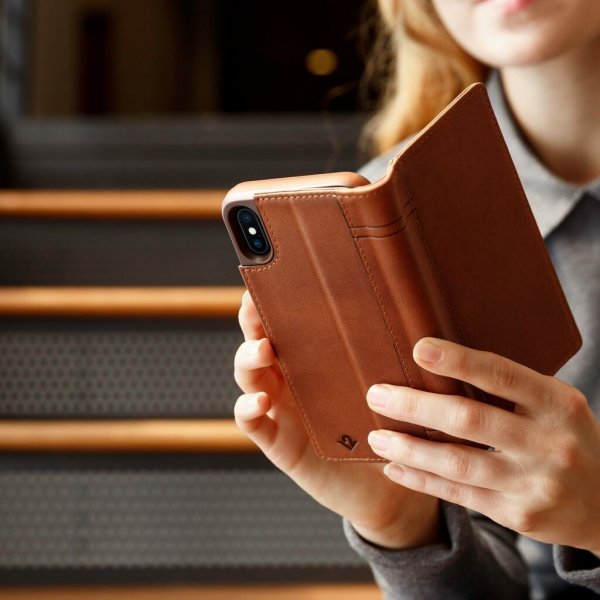 Twelve South iPhone Xr Fodral Journal Cognac