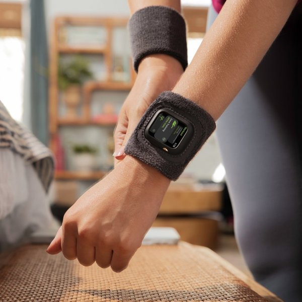 Twelve South Apple Watch 45mm armbånd ActionBand