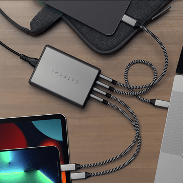 Satechi 165W GaN PD-oplader med 4 USB-C-porte