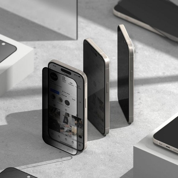 Ringke iPhone 15 Skærmbeskytter Privacy Tempered Glass Installation Jig