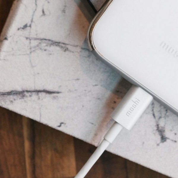 Moshi Kabel USB-kabel med Lightning-stik 1 m Sort