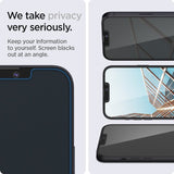 Spigen iPhone 13/13 Pro/14/16e/17e Skærmbeskyttelse GLAS.tR EZ Fit Privacy 2-pak