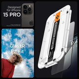 Spigen iPhone 15 Pro Skærmbeskyttelse GLAS.tR EZ Fit FC Sort 2-pak