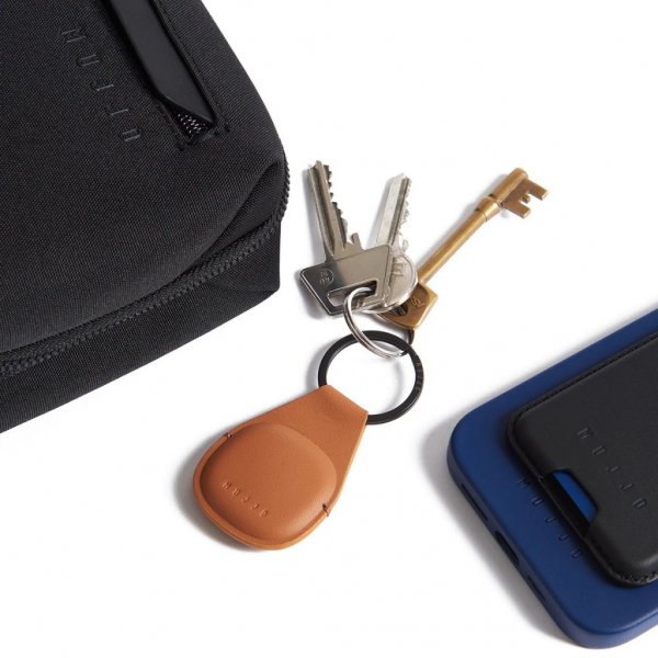 Mujjo Apple AirTag Holder Canopy Light Tan