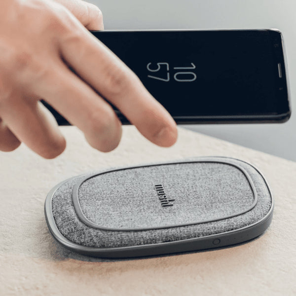 Moshi Powerbank Porto Q 5K bærbar oplader med indbygget trådløs oplader