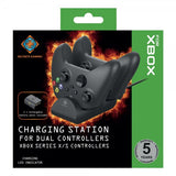Deltaco Gaming Ladestation med batteripakke til to Xbox Series X/S Controllere