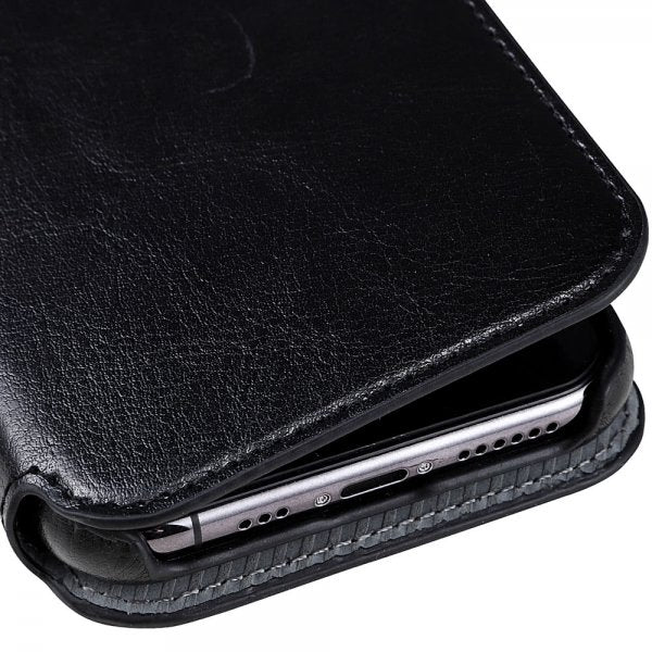 holdit iPhone 11 Etui Berlin Aftageligt Cover Sort
