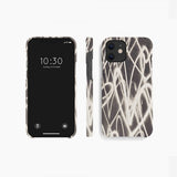 agood company iPhone 11 Cover Plantebaseret Graffiti Heart Black White