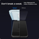 Spigen iPhone 12/iPhone 12 Pro Skærmbeskyttelse GLAS.tR EZ Fit 2-pak