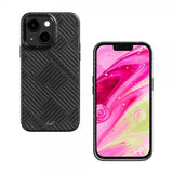 LAUT iPhone 14 Plus Cover Motif MagSafe Black Lines