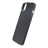 iPhone 15 Plus Cover Kulfibermønster Sort