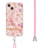 iPhone 15 Plus Cover Blomstermønster med Rem Rosa Gardenia