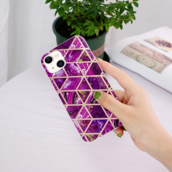 iPhone 15 Plus Cover Marmormønster Lilla