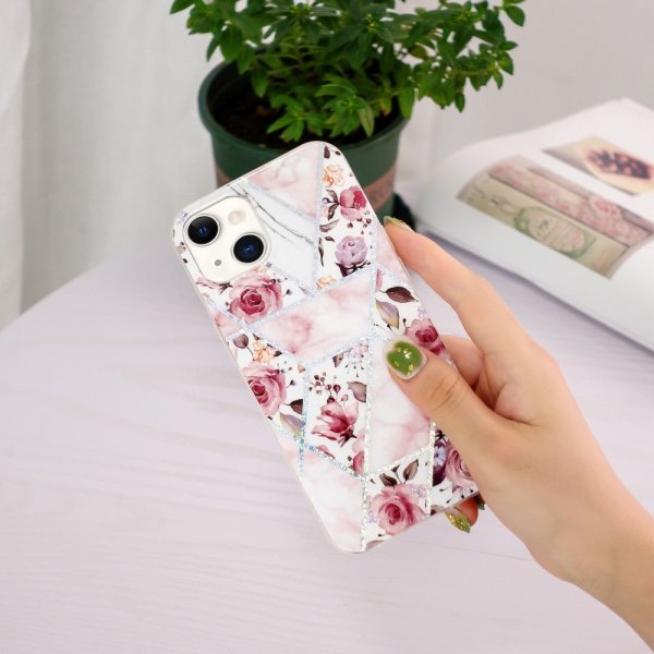iPhone 15 Plus Cover Marmormønster Roser Rosa