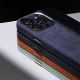 iPhone 15 Pro Max Cover Alcantara MagSafe Grå