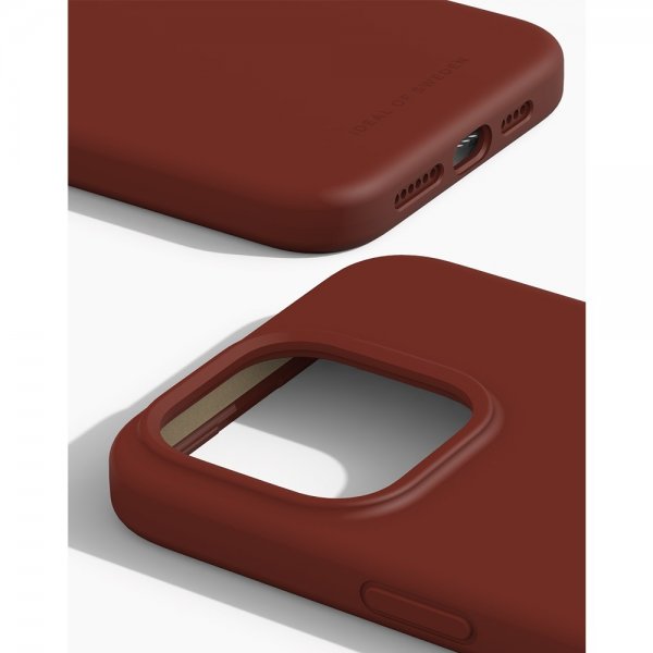 Ideal of Sweden iPhone 15 Pro Max Cover Silicone Case MagSafe Dark Amber