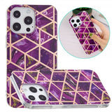 iPhone 15 Pro Cover Marmormønster Lilla