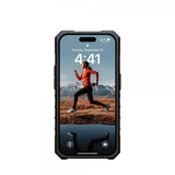 Urban Armor Gear (UAG) iPhone 15 Pro Cover Plasma Ice