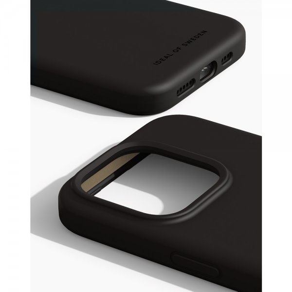 Ideal of Sweden iPhone 15 Pro Cover Silikonecover MagSafe Sort