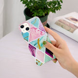 iPhone 15 Cover Marmormønster Grøn Lilla