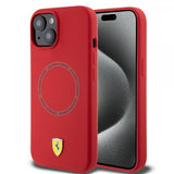 Ferrari iPhone 15 Cover Silicone MagSafe Rød