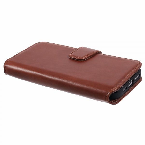 Nordic Covers iPhone 16 Cover Essential Leather Maple Brown