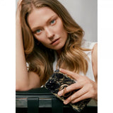 Ideal of Sweden iPhone 6/6S/7/8/SE Cover Fashion Case Golden Smoke Marble