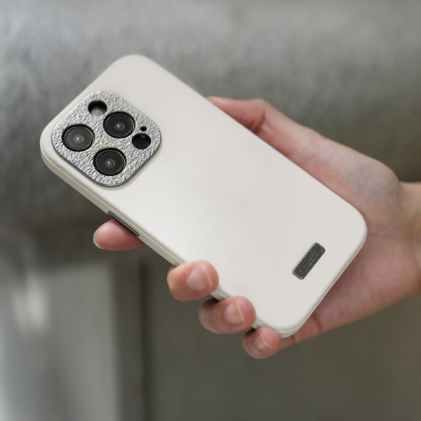 Moshi iPhone 15 Pro Max Cover Napa MagSafe Eggnog White