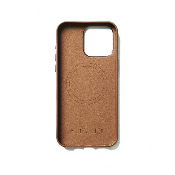 Mujjo iPhone 15 Pro Max Cover i fuldnarvet læder med MagSafe i farven Dark Tan